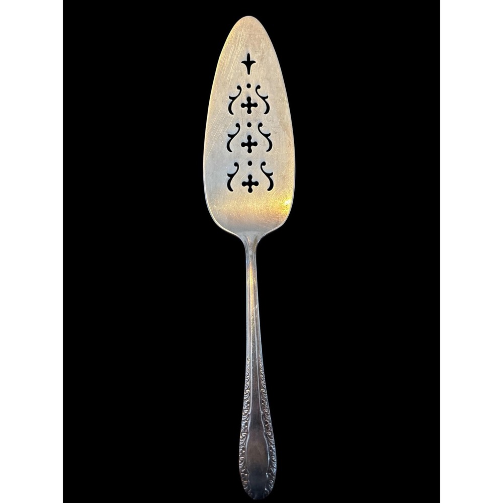 Pierced Pie‎ Cake Server 1940s Wallace Silverplate